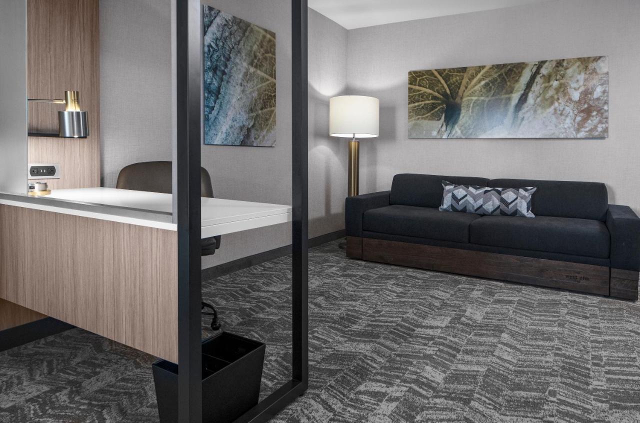 Springhill Suites Winchester Bagian luar foto