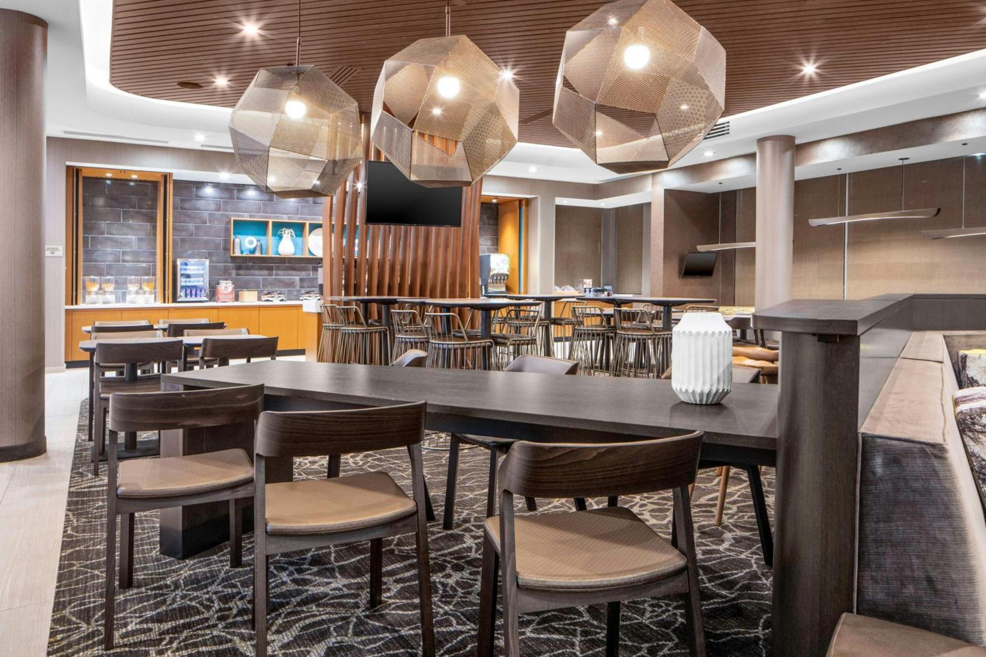 Springhill Suites Winchester Bagian luar foto
